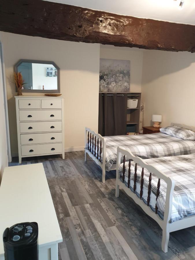 Bed and Breakfast Le Petit Dragon Plumaudan Экстерьер фото